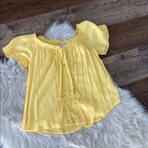 Scoop neck blouse
